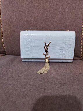 ✨Yves Saint Laurent White Bag✨